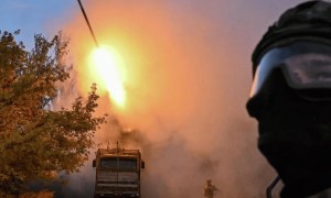 17万俄军都拿不下红军城？乌克兰吹响反攻号角，泽连斯基宣布“胜利在望”