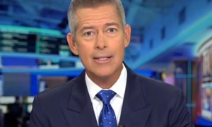 美政府“停摆”致空管人员短缺、航班延误后,被问“坐飞机是否安全”,美交通部长打哑谜