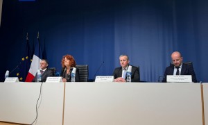 法国检方称卢浮宫抢劫案出现重大进展