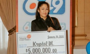 女子代男友兑2600万大奖玩失踪 被捉奸后遭起诉